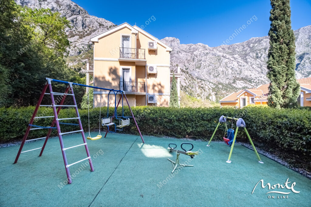 panoramnyj apartament s 1 spalnej v komplekse s bassejnom orahovacz 38