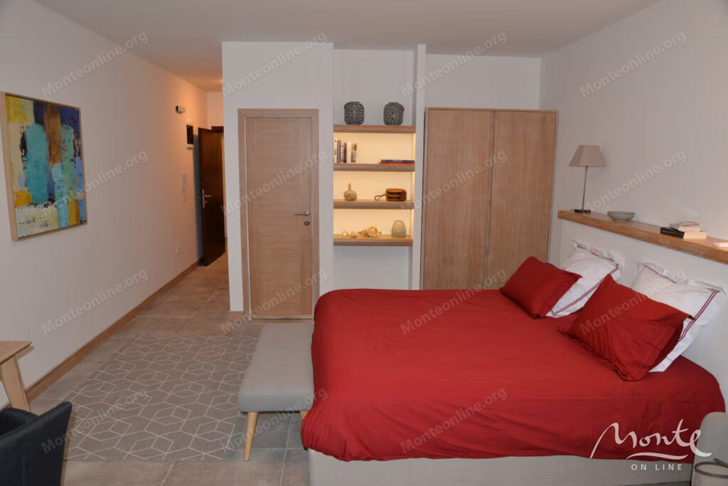 Luksuzni dvosobni apartman sa panoramskim pogledom na zaliv i Porto Montenegro 08