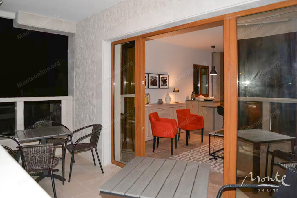 Luksuzni apartman sa 2 spavaće sobe i panoramskim pogledom na zaliv i Porto Montenegro 20