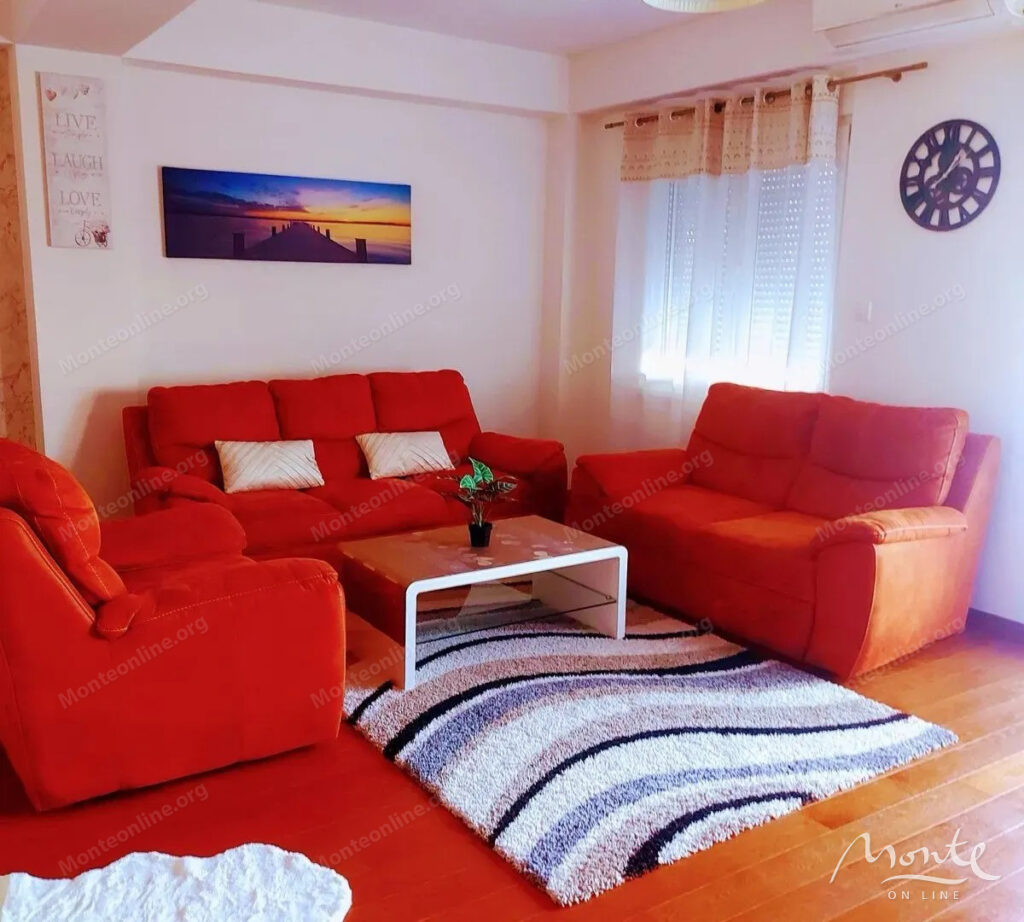 sovremennaya meblirovannaya kvartira s 2 spalnyami v podgoricze 04