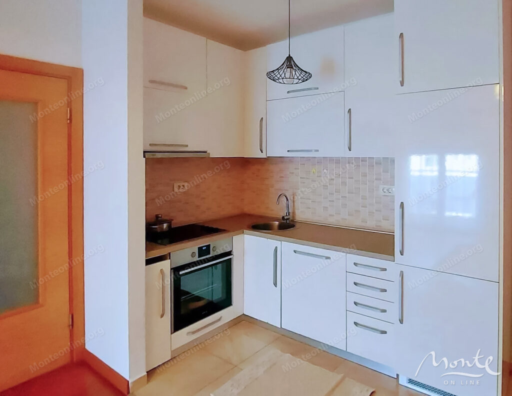 sovremennaya meblirovannaya kvartira s 2 spalnyami v podgoricze 09