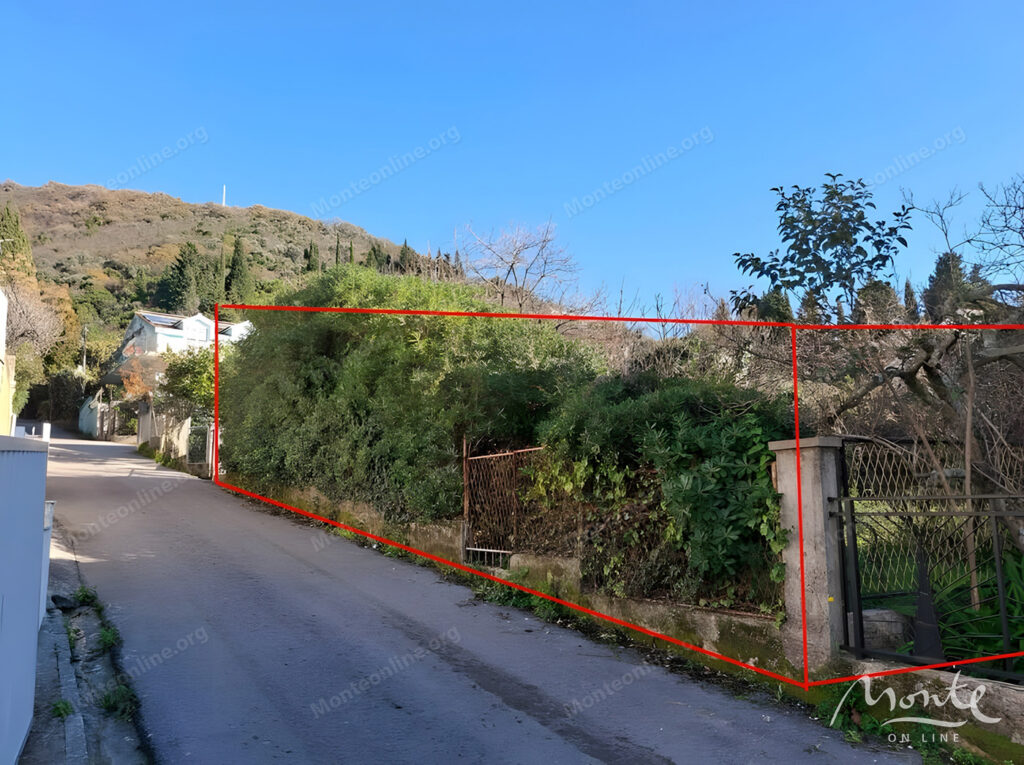 uchastok pod stroitelstvo v tivate donya lastva 03