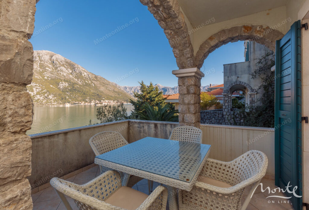 apartament adriatika v boka gardens kostanicza 13
