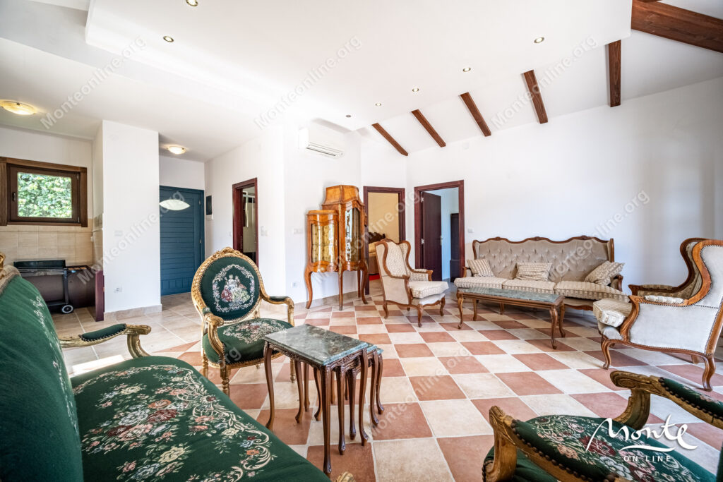 apartament venecziya v krasivom komplekse boka gardens kostanicza 03