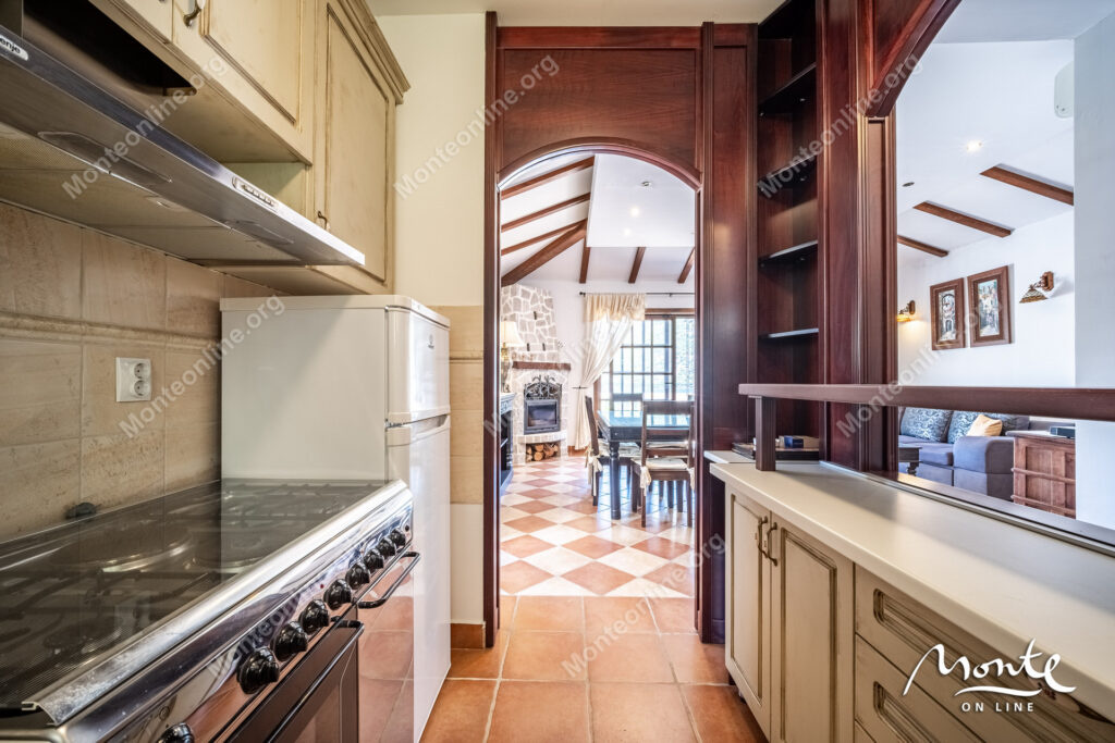 apartament verona v boka gardens tam gde adriatika vstrechaetsya s istoriej 17