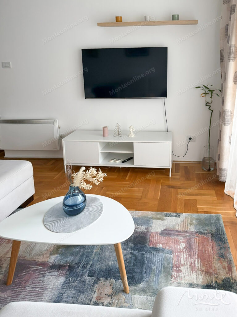 meblirovannaya kvartira s 2 spalnyami v rajone city kvart podgoricza 02