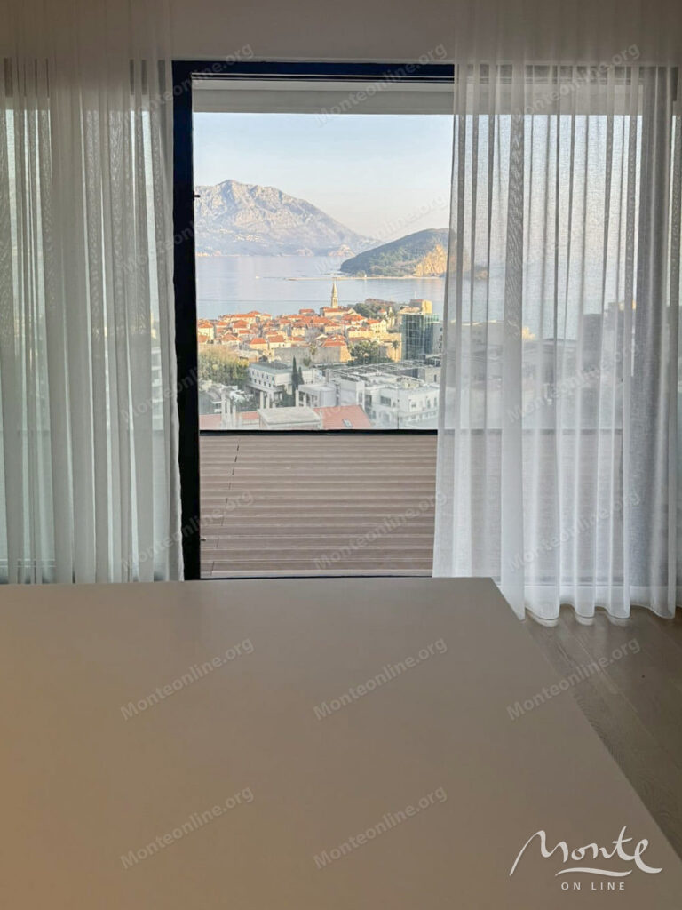 penthaus v elitnom komplekse s bassejnom budva 10