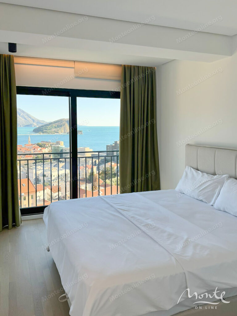 penthaus v elitnom komplekse s bassejnom budva 13