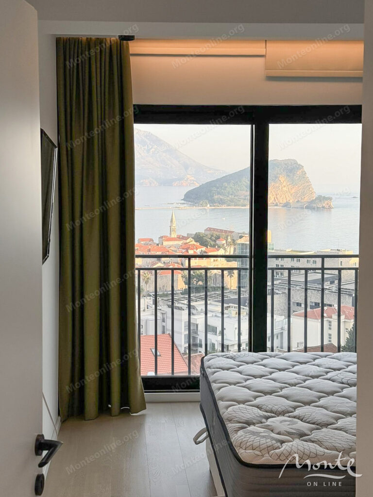 penthaus v elitnom komplekse s bassejnom budva 16