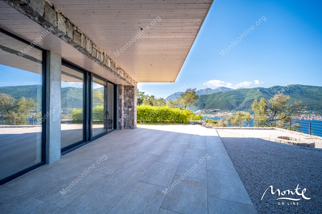 villa na poluostrove lushticza garmoniya prirody uedineniya i panoramnogo vida na more 16