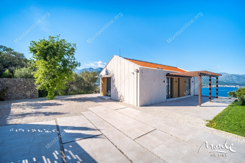 villa na poluostrove lushticza garmoniya prirody uedineniya i panoramnogo vida na more 21