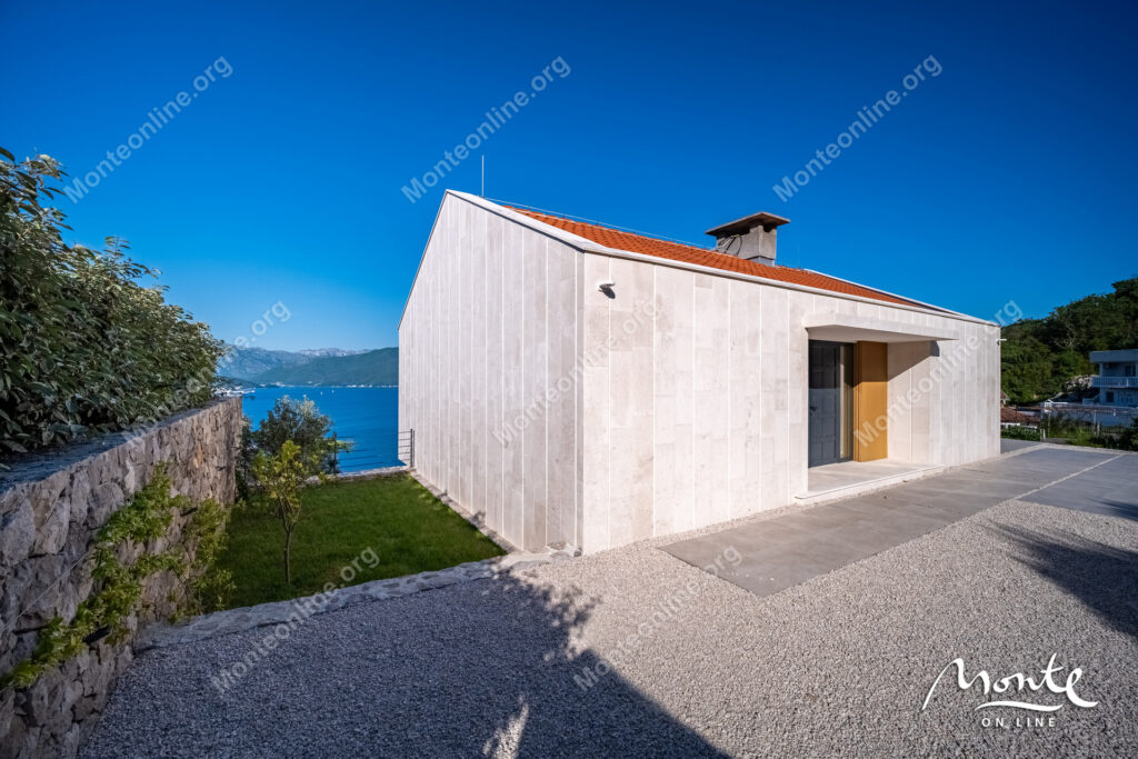 villa s bassejnom na poluostrove lushticza garmoniya prirody i panoramnogo vida na more 10