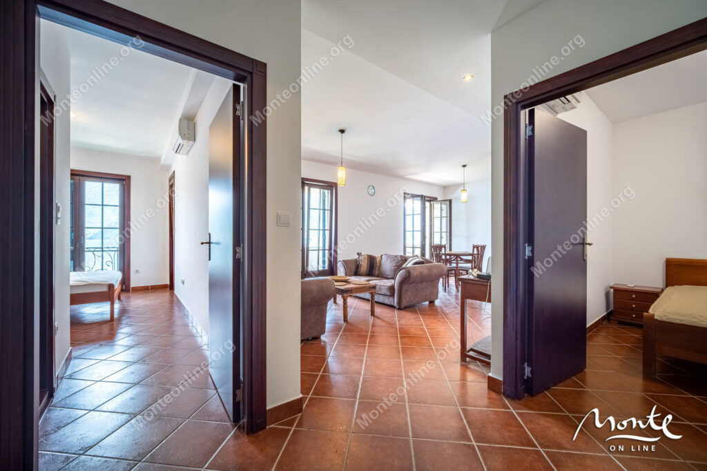 zhizn u vody apartament sicziliya v boka gardens s terrasoj i vidom na more 13