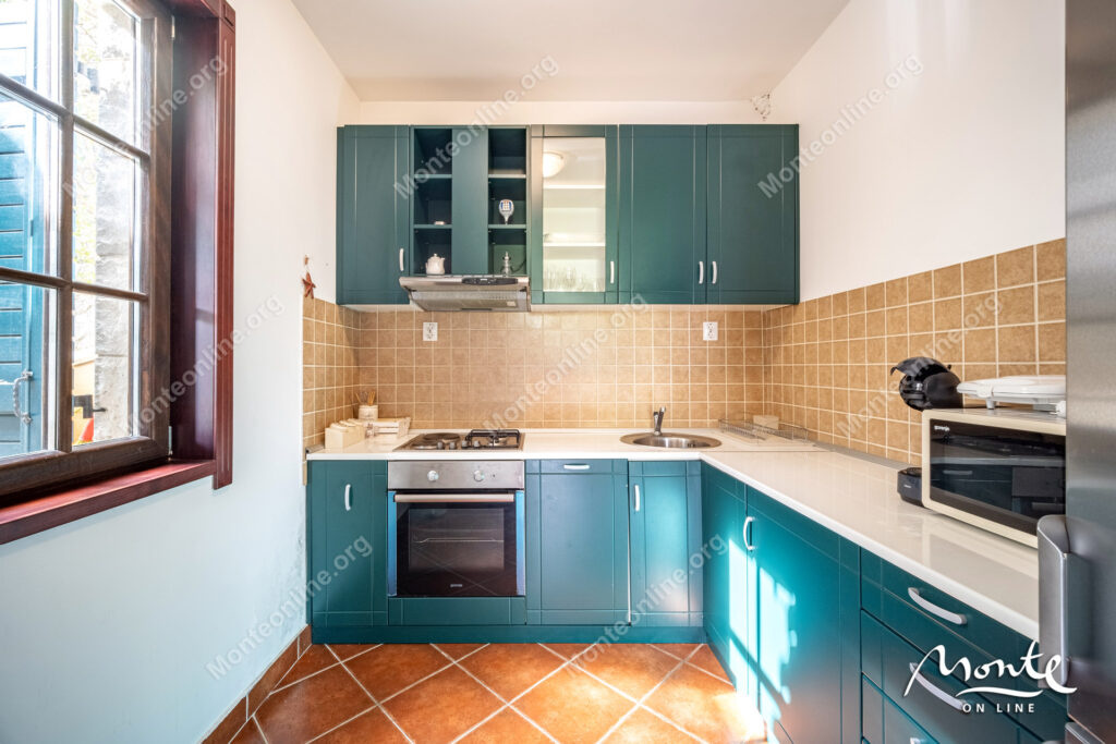 zhizn u vody apartament sicziliya v boka gardens s terrasoj i vidom na more 15