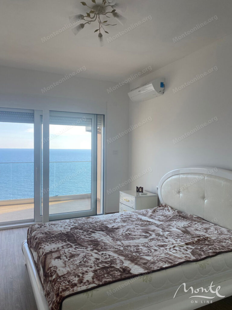 apartamenty s 2 spalnyami na pervoj linii morya s privatnym plyazhem 07