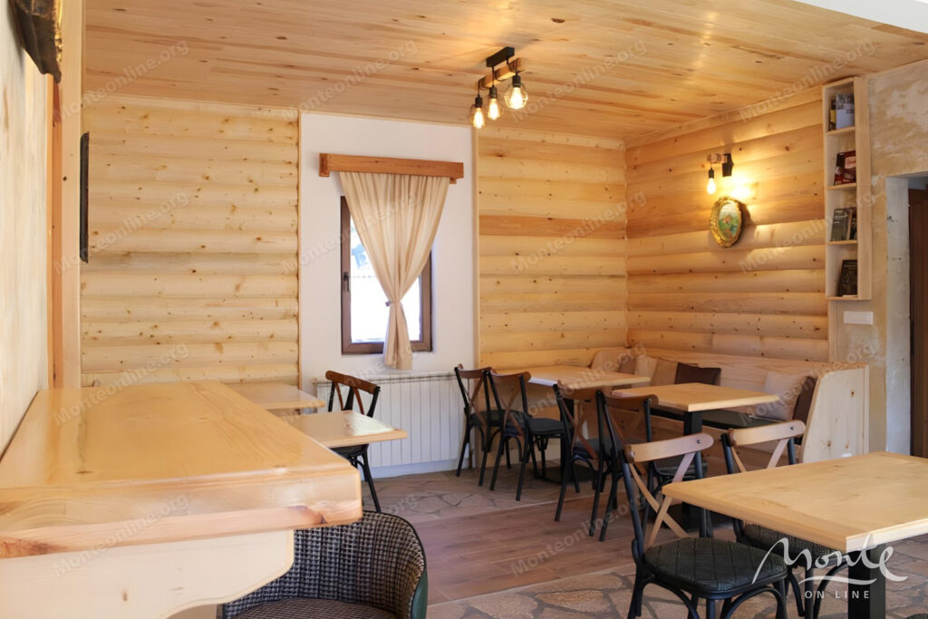 dejstvuyushhij mini otel s 6 apartamentami nedaleko ot kolashina 01