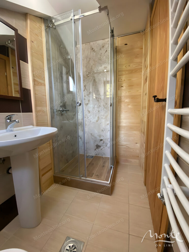 dejstvuyushhij mini otel s 6 apartamentami nedaleko ot kolashina 12