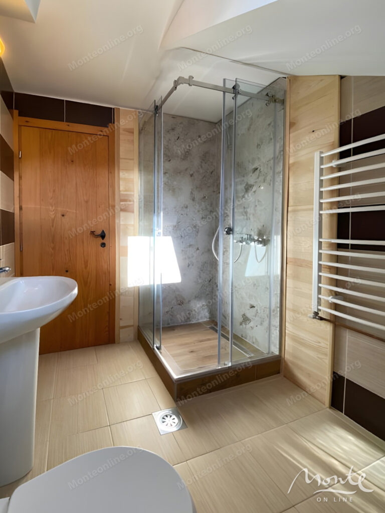 dejstvuyushhij mini otel s 6 apartamentami nedaleko ot kolashina 16
