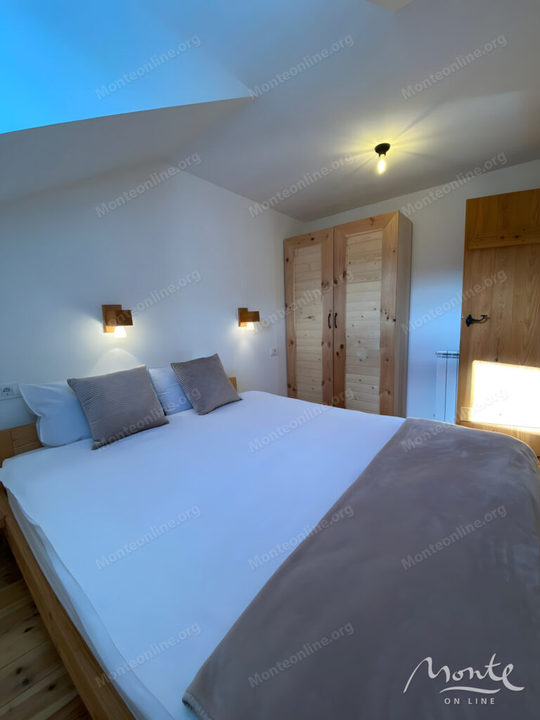 dejstvuyushhij mini otel s 6 apartamentami nedaleko ot kolashina 17