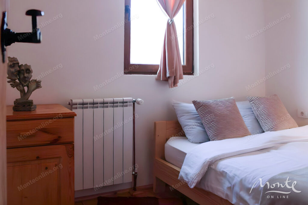 dejstvuyushhij mini otel s 6 apartamentami nedaleko ot kolashina 26