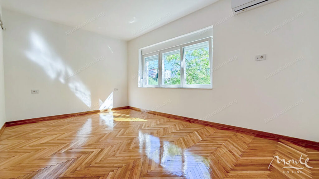 Prostran jednosoban stan nakon velike renovacije u Podgorici 02