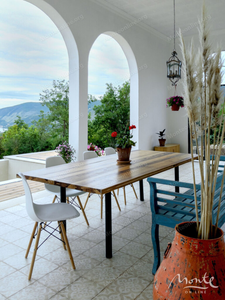 elegantnaya villa s bassejnom i panoramnym vidom na more v ratishevine herczeg novi 03