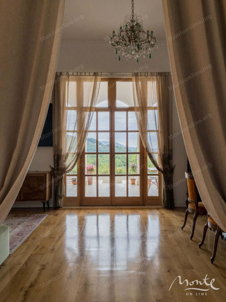 elegantnaya villa s bassejnom i panoramnym vidom na more v ratishevine herczeg novi 30