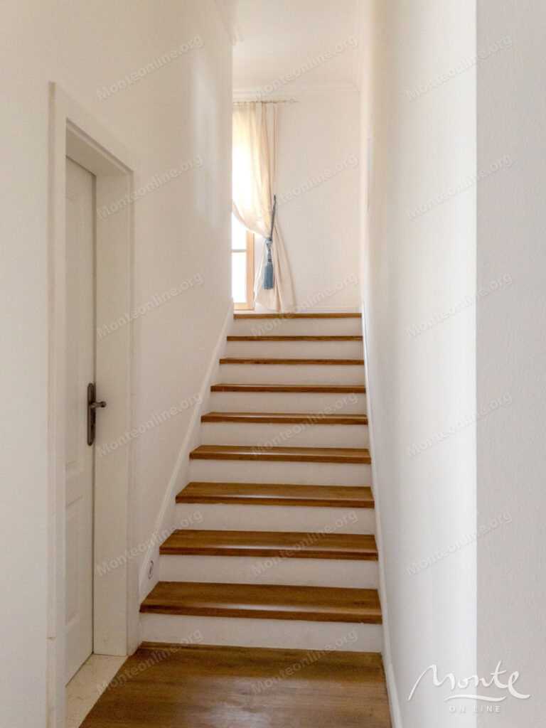 elegantnaya villa s bassejnom i panoramnym vidom na more v ratishevine herczeg novi 44