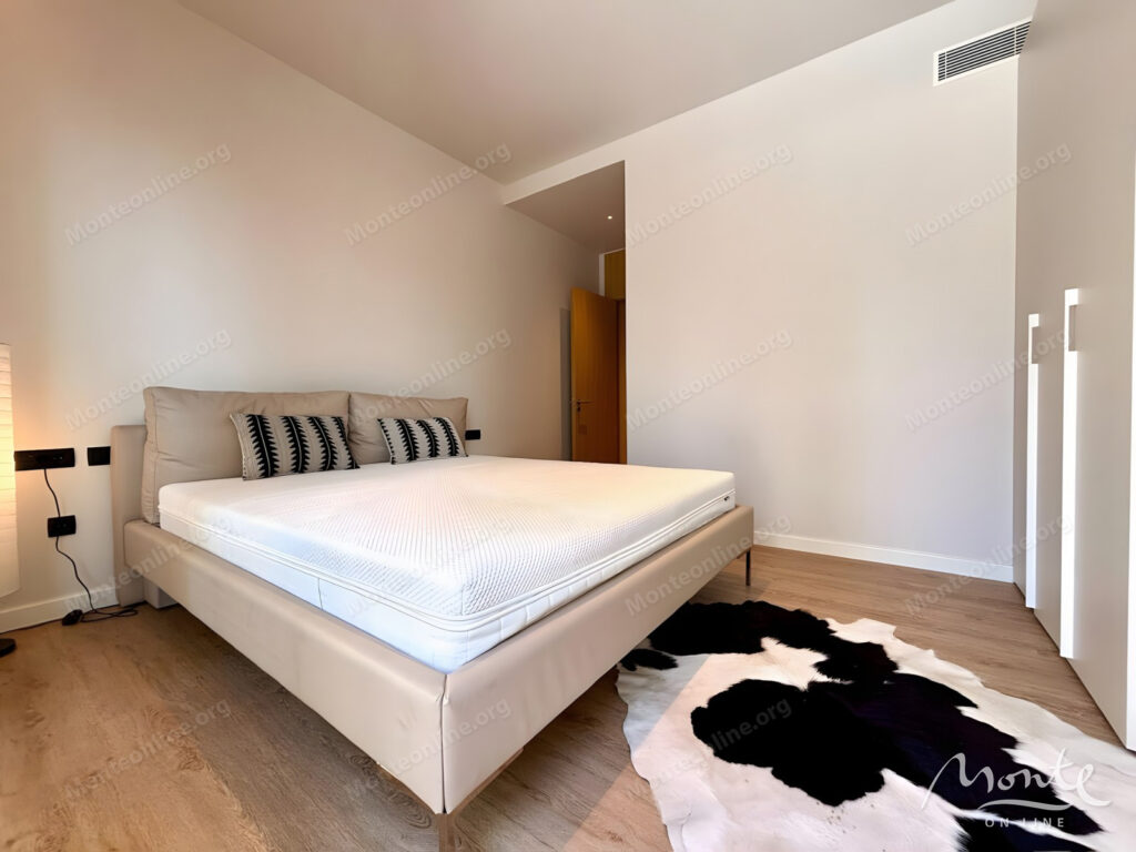 roskoshnaya kvartira s 3 spalnyami v boka place porto montenegro 10