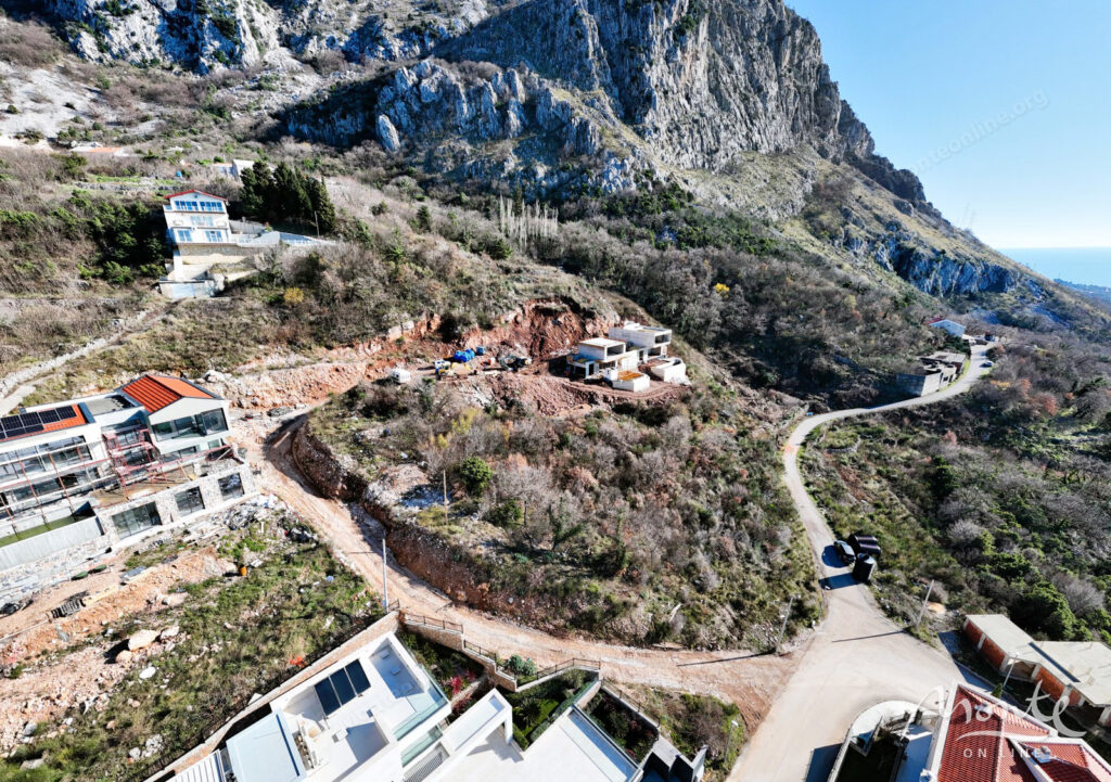 Urbanized plot with a view of the sea in Tudorovichi, Budva 05