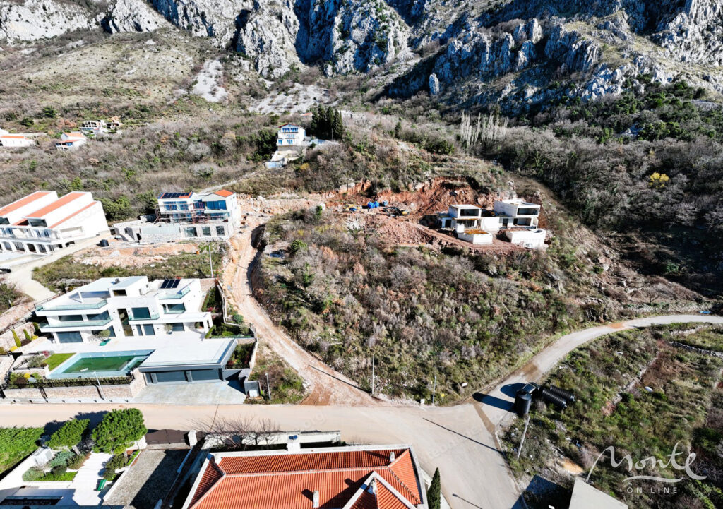 Urbanized plot with a view of the sea in Tudorovichi, Budva, 07