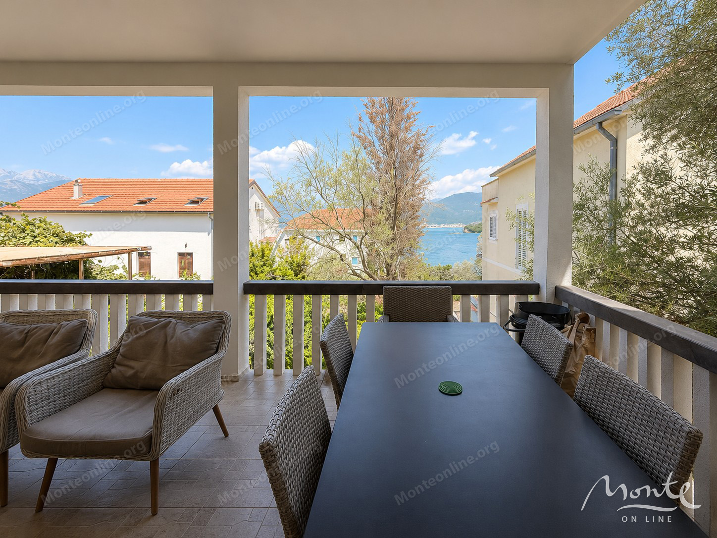 Wohnung 2 Schlafzimmer 55 m² Tivat, Montenegro