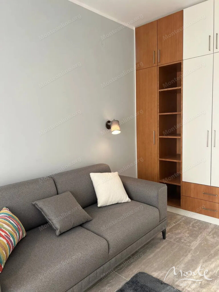 apartamenty s 1 spalnej v donya lastve tivat pervaya liniya u morya 08