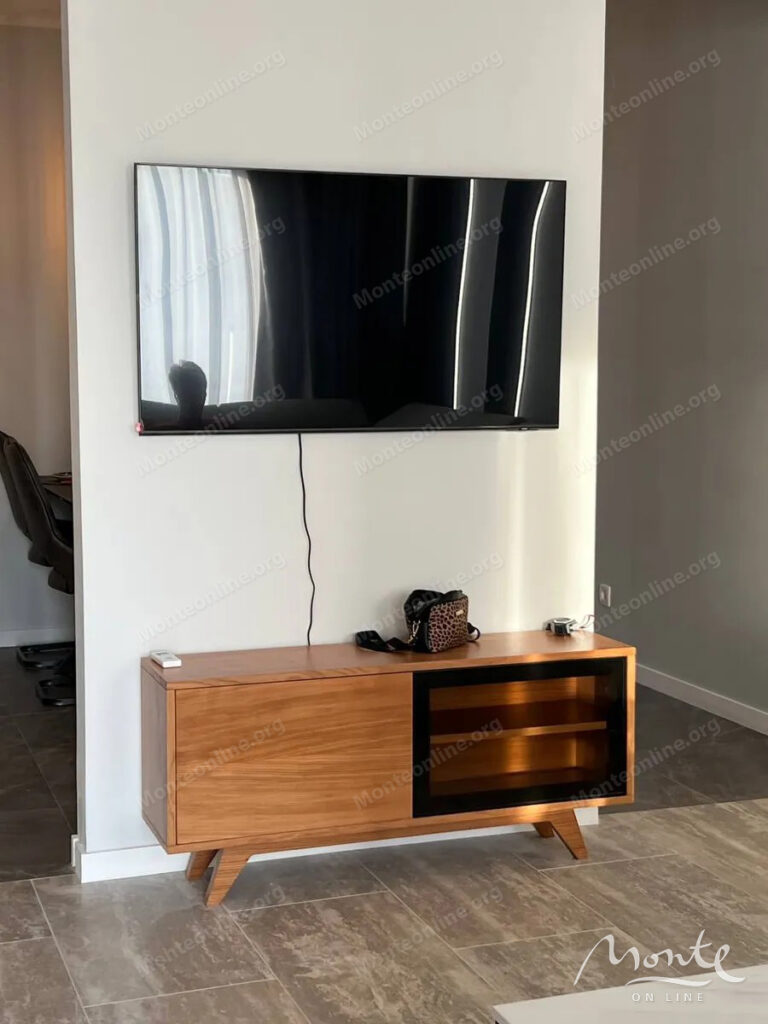 apartamenty s 1 spalnej v donya lastve tivat pervaya liniya u morya 10