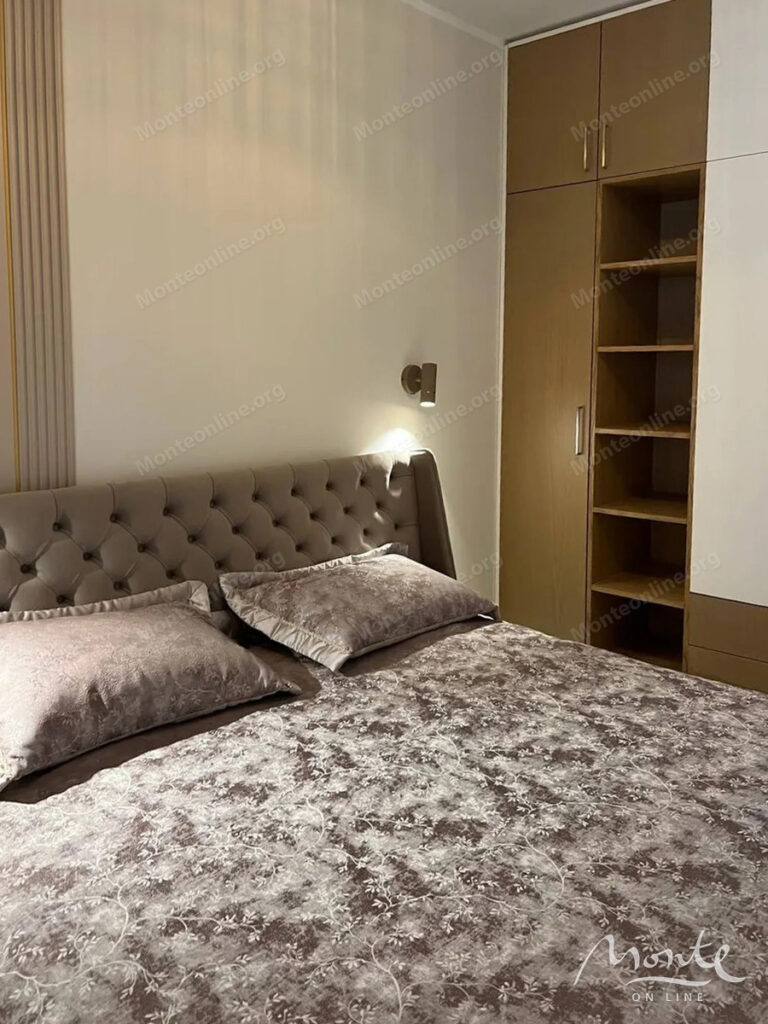 apartamenty s 1 spalnej v donya lastve tivat pervaya liniya u morya 12