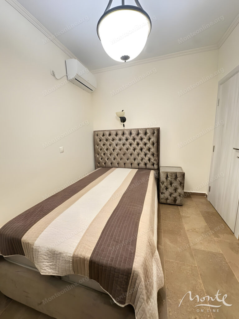 autentichnyj kamennyj dom s vidom na more v zagradzhe bar 03