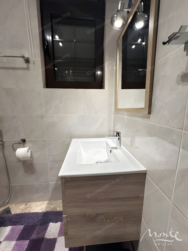 autentichnyj kamennyj dom s vidom na more v zagradzhe bar 09