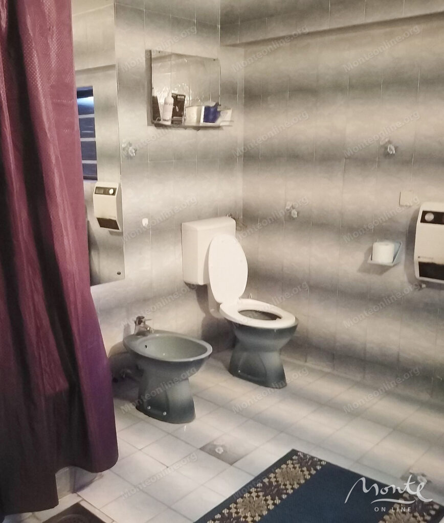 gostinicza pod restavracziyu s panoramnymi vidy na more vg petrovacz 16