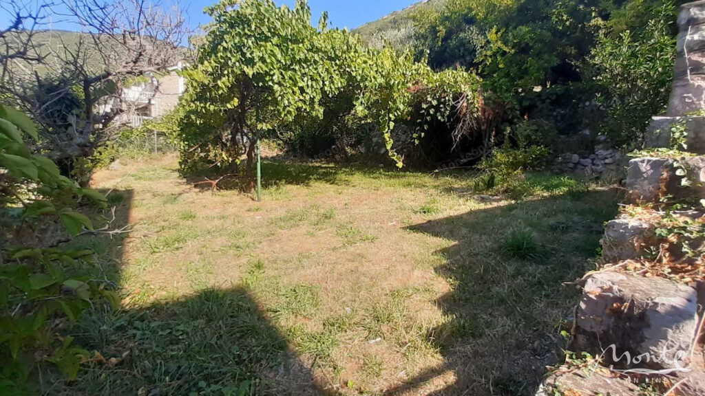 gostinicza pod restavracziyu s panoramnymi vidy na more vg petrovacz 25