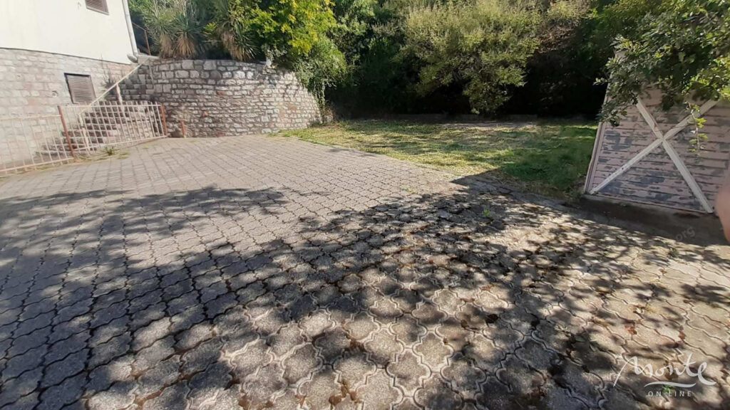gostinicza pod restavracziyu s panoramnymi vidy na more vg petrovacz 27