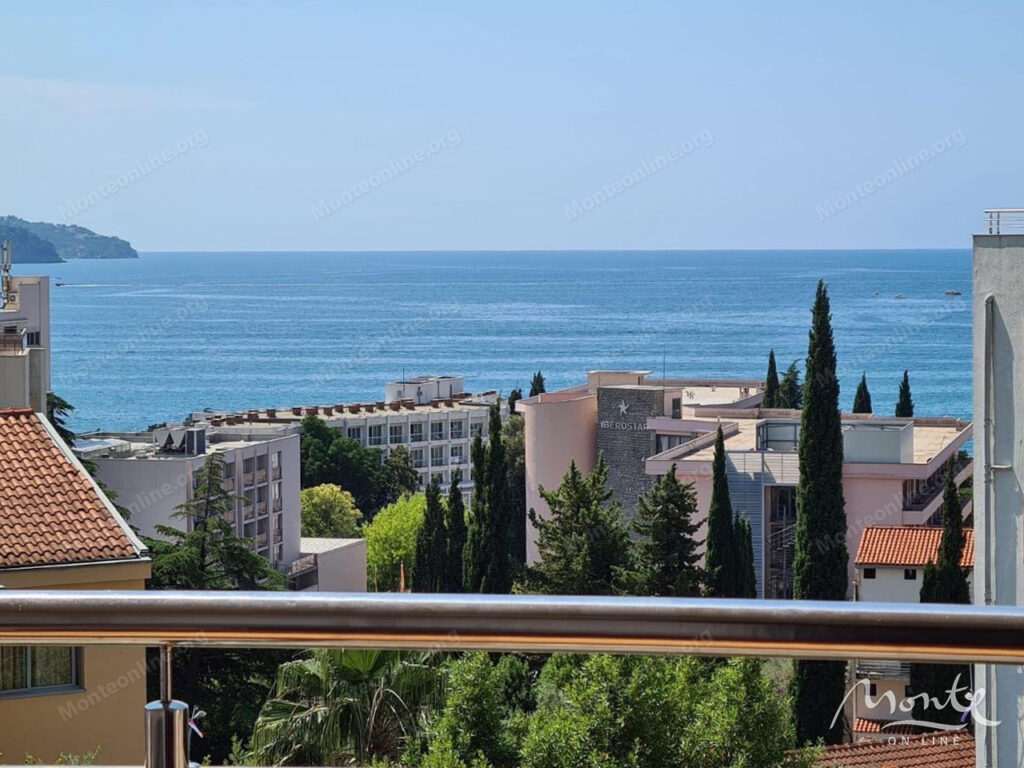 uyutnaya kvartira s 1 spalnej v bechichi s panoramnym vidom na more 08