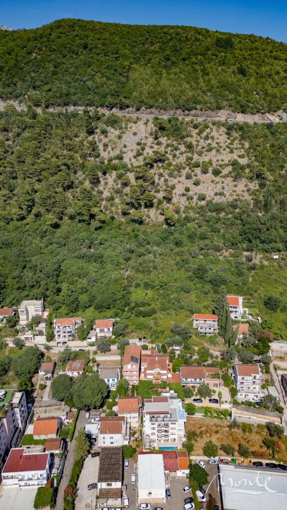 Land plot in Budva for construction, excellent location and view of the surrounding area. 06