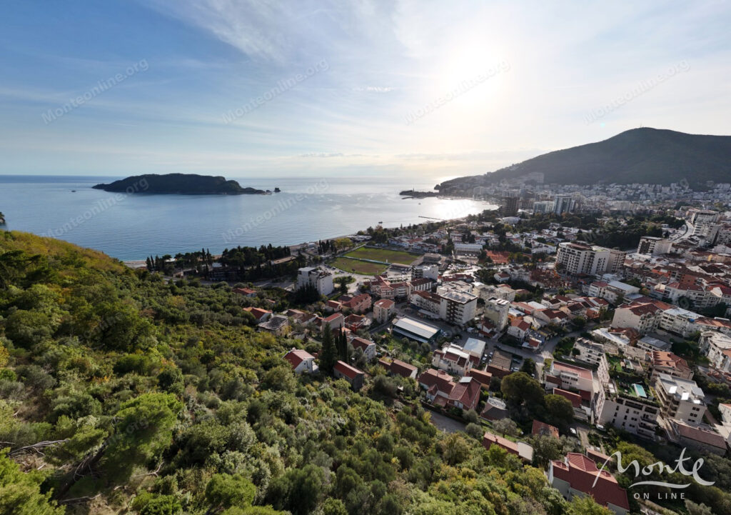 Land plot in Budva for construction, excellent location and view of more than 10
