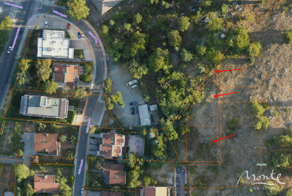 Investment plot with a finished residential complex project in Podgoricze 03