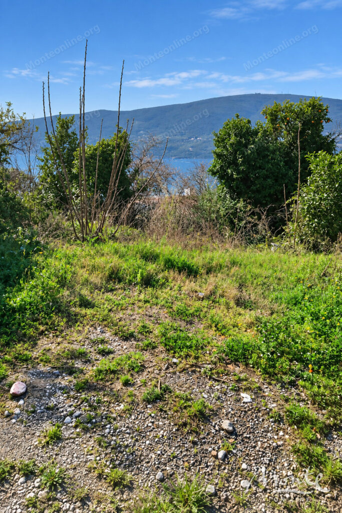 urbanizirovannyj učastok s panoramnym vidom na more v dženovičah herczeg novi 02