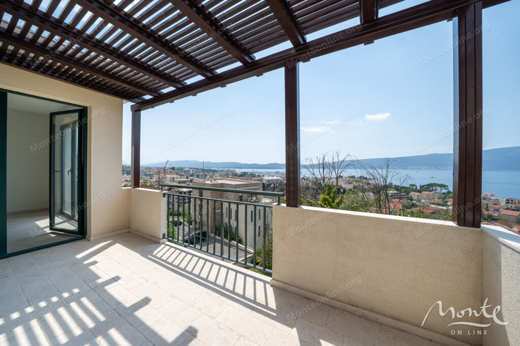 villa s vidom na more v peshej dostupnosti do czentra tivata 22