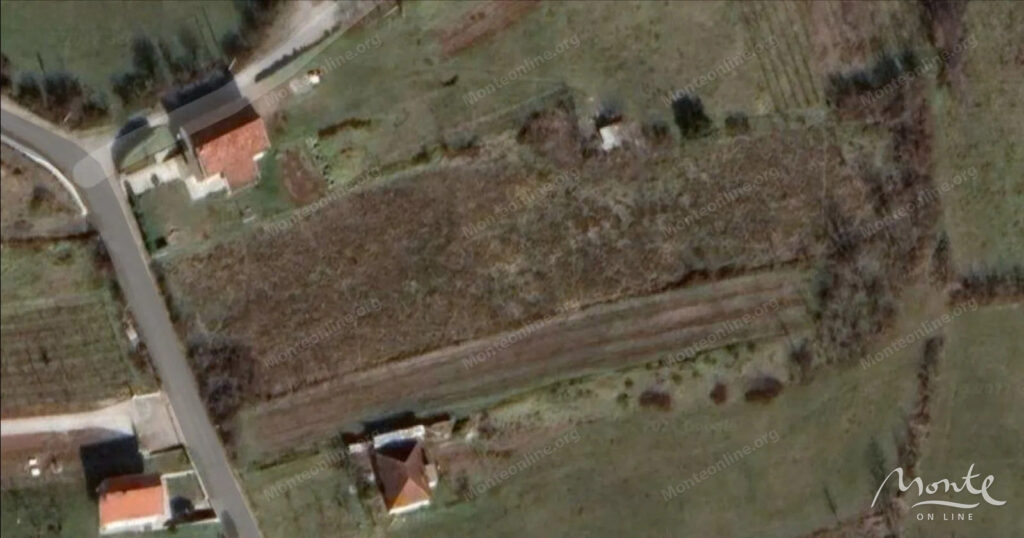 zemelnyj uchastok pod villu ili semejnyj dom v tihom rajone ryadom s podgoriczej 03