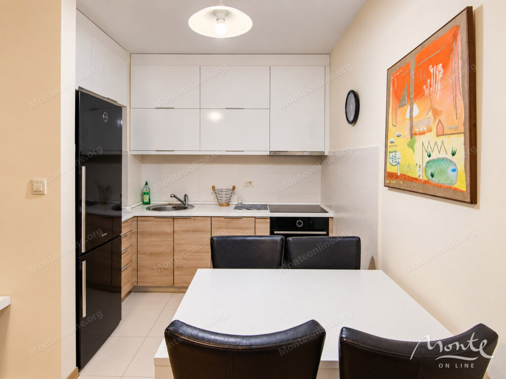 furnished apartment with 1 bedroom v rajone stari aerodrom podgoricza 03