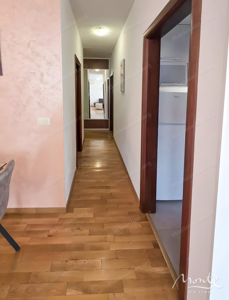 Furnished two-bedroom apartment in the center of Budva 09